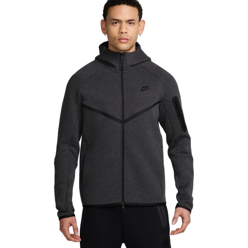 Nike tech Men's Dark Gray Performance Jacket